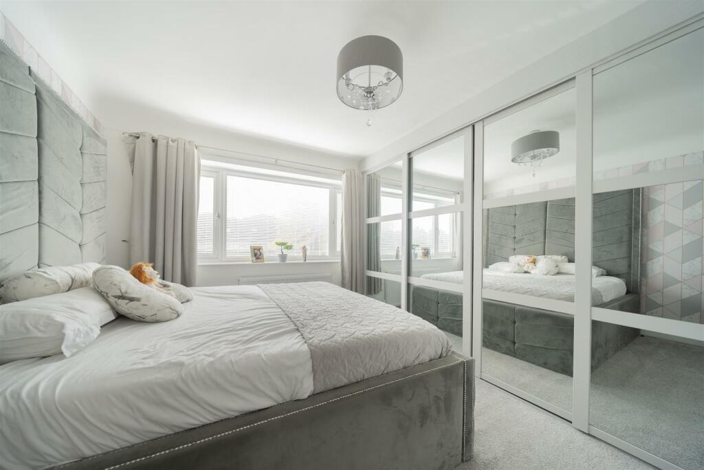 Additional image 16 of Low Wood Grove, Barnston, Wirral