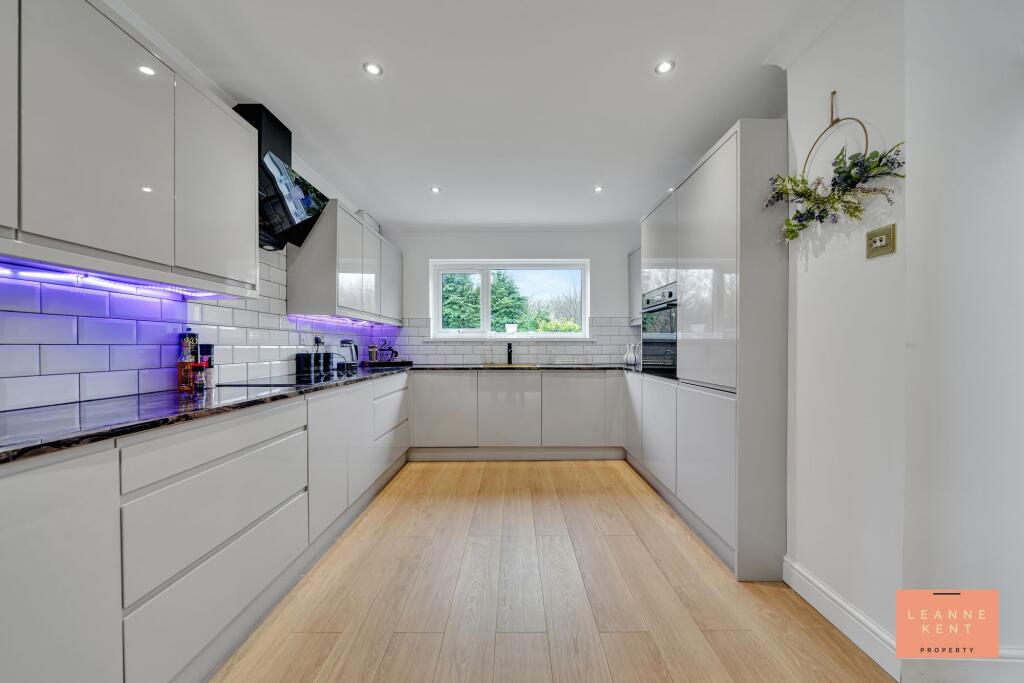 Additional image 17 of Ty Gwyn Close, Heol-Y-Cyw, CF35