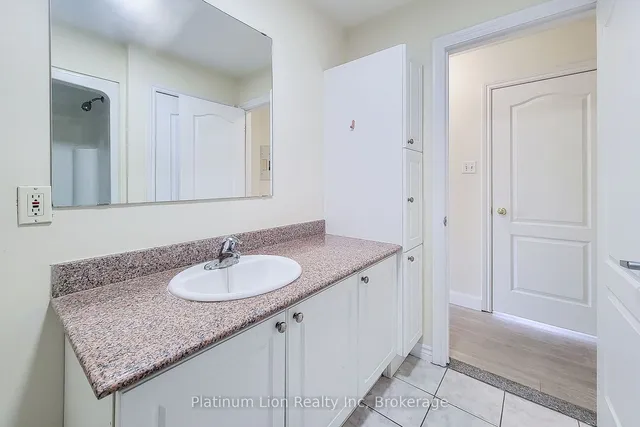 Additional image 28 of 135 James St Unit 402