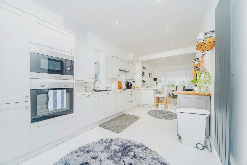 Additional image 4 of Pontypridd Road, Barry