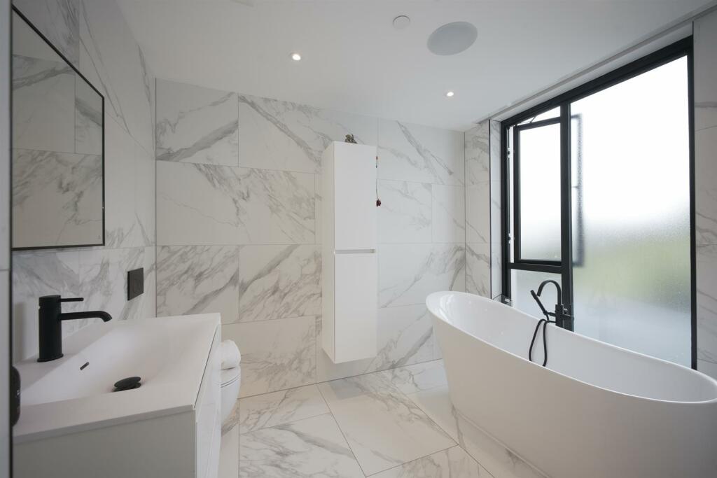 Additional image 18 of Lavernock Road, Penarth