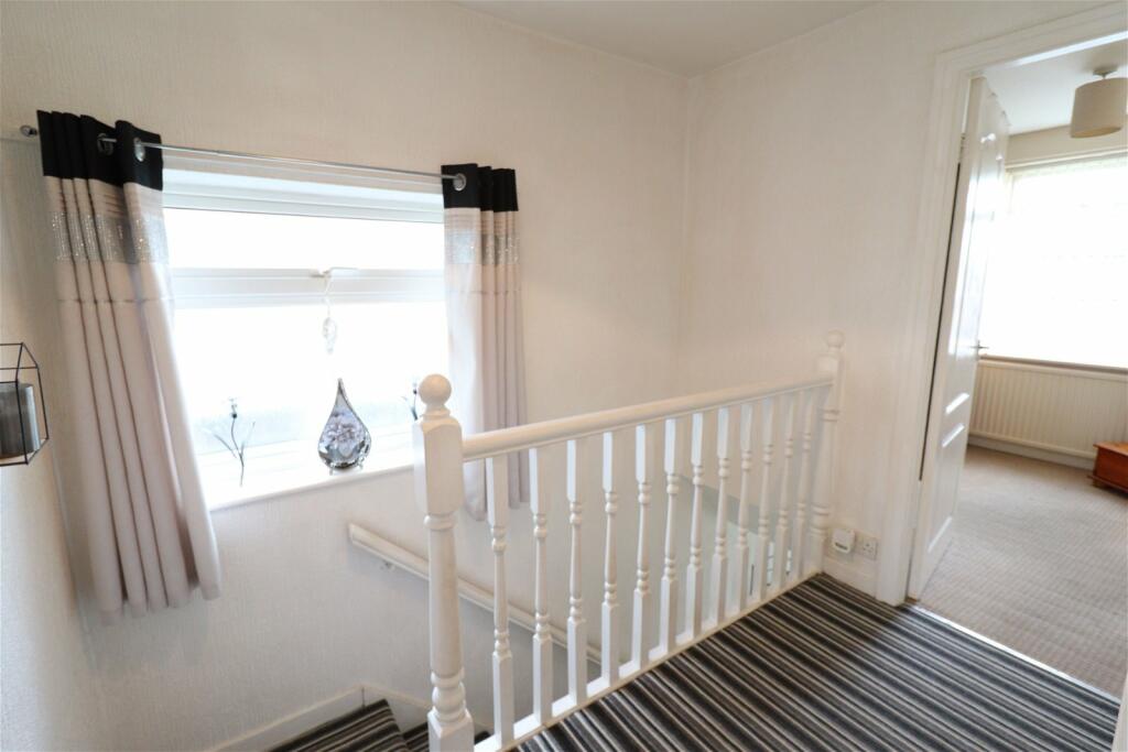 Additional image 10 of Dearnford Avenue, Bromborough, CH62 6DX