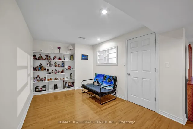 Additional image 28 of 2333 Walkers Line Unit 15