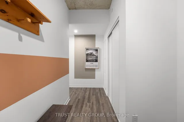 Additional image 2 of 1808 St. Clair Ave Unit 911