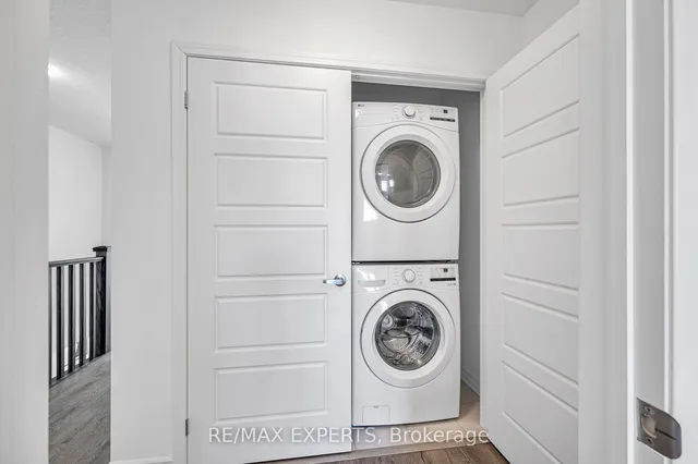 Additional image 27 of 1562 Moira Cres