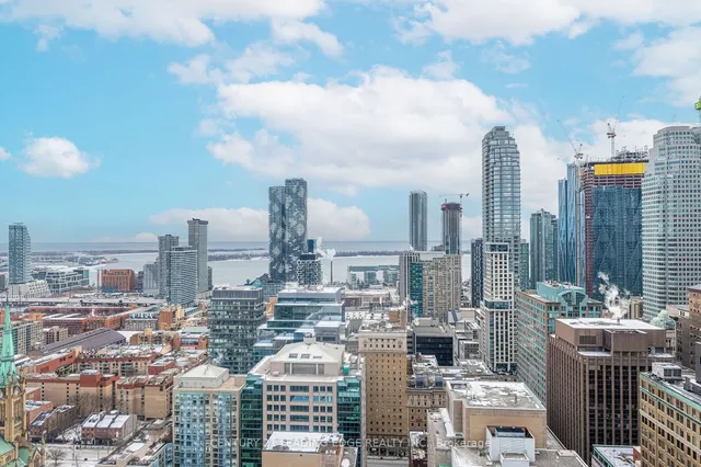 Additional image 28 of 20 Lombard St Unit 3603