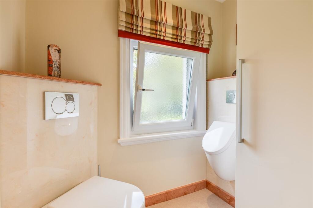 Additional image 28 of Hinderton Road, Neston