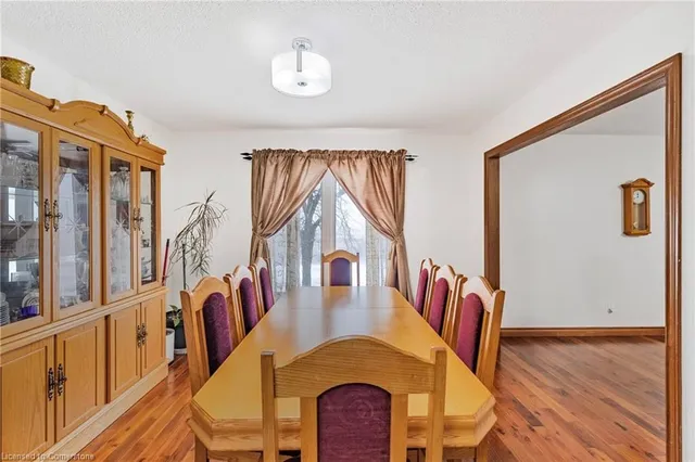 Additional image 10 of 739 Mud St