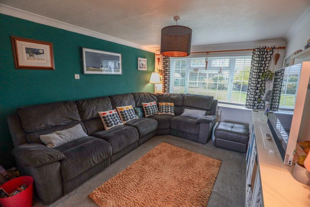 Additional image 13 of 2 Eurgan Close, Llantwit Major, Vale Of Glamorgan, CF61 1QY