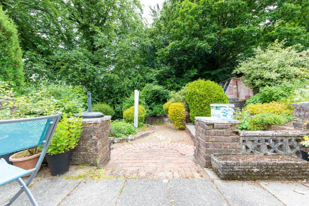 Additional image 24 of Ashgrove, Edwardsville, Treharris