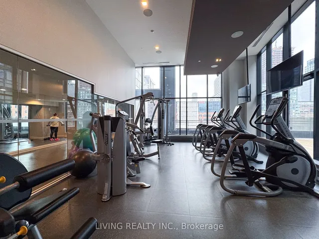 Additional image 9 of 460 Adelaide St Unit 915