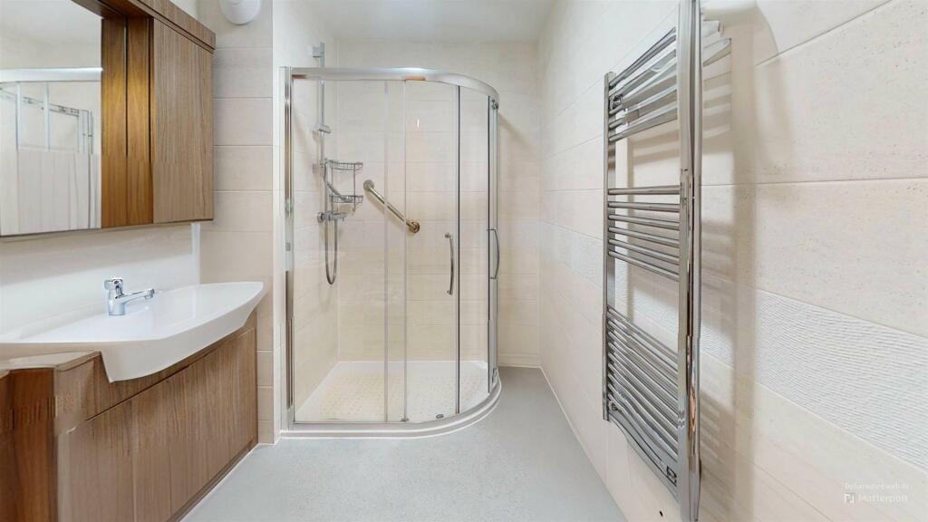 Additional image 7 of De Clare Lodge, Westgate, Cowbridge