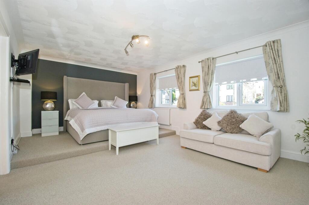 Additional image 18 of Darren View, Maesteg