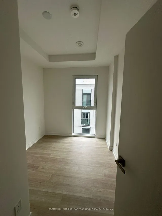 Additional image 4 of 500 Wilson Ave Unit *