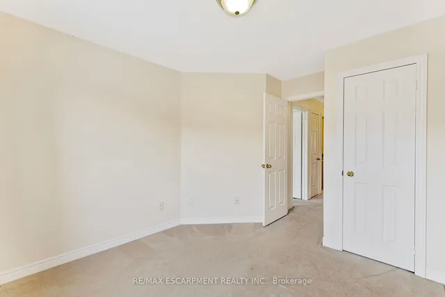 Additional image 22 of 100 Beddoe Dr Unit 110