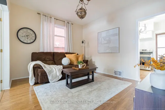 Additional image 6 of 24 Fife St