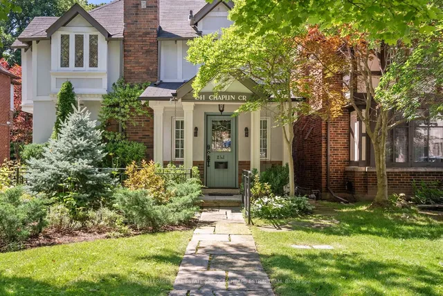 241 Chaplin Cres