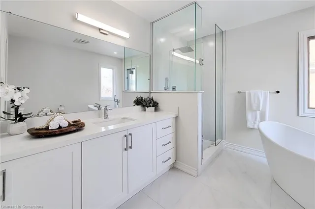 Additional image 35 of 85 Meadowlands Blvd