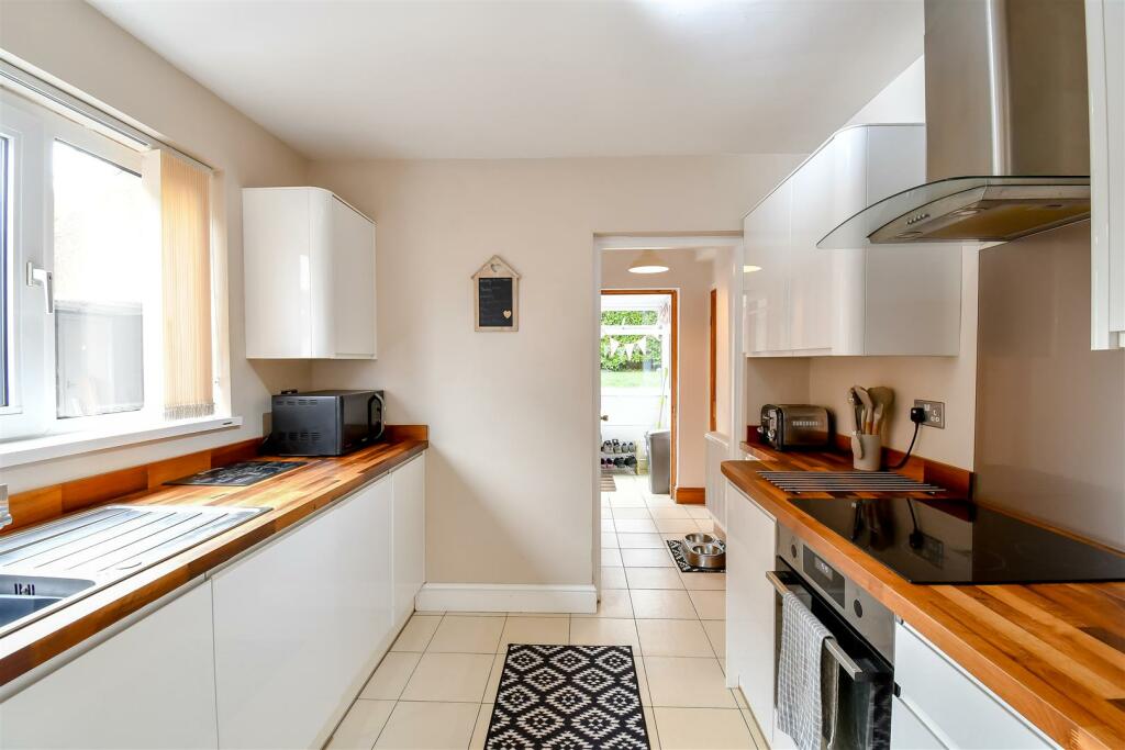 Additional image 7 of Hawthorn Road, Barry