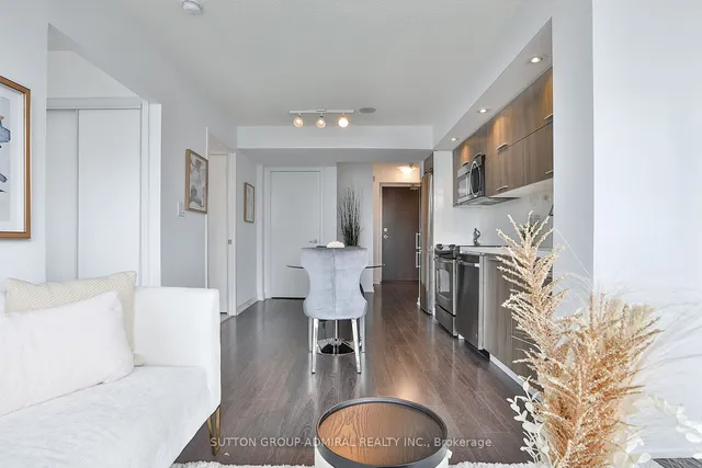 Additional image 15 of 25 Capreol Crt Unit 2608