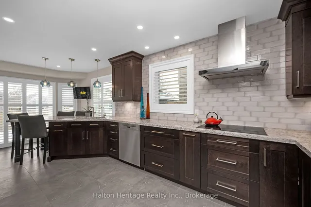 Additional image 7 of 32 Waterwheel Cres