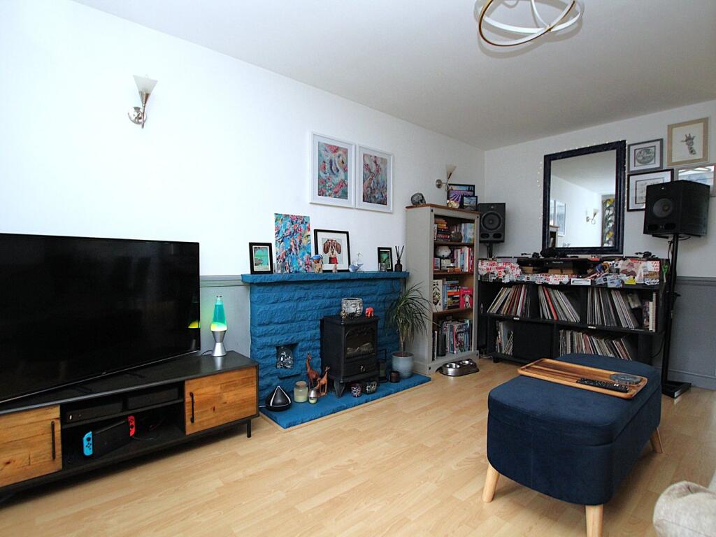 Additional image 17 of Ross Gardens, Bournemouth, BH11