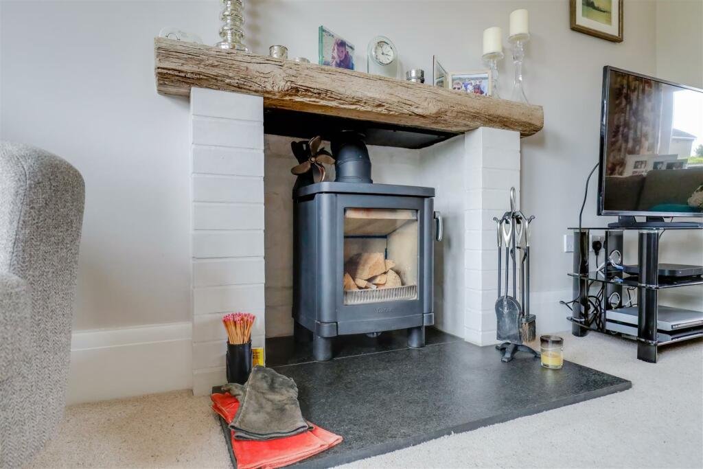 Additional image 4 of Desmar House, Boverton Road, Llantwit Major, Vale Of Glamorgan, CF61 1YA
