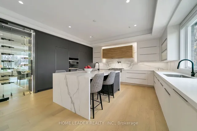 Additional image 13 of 169 Poyntz Ave