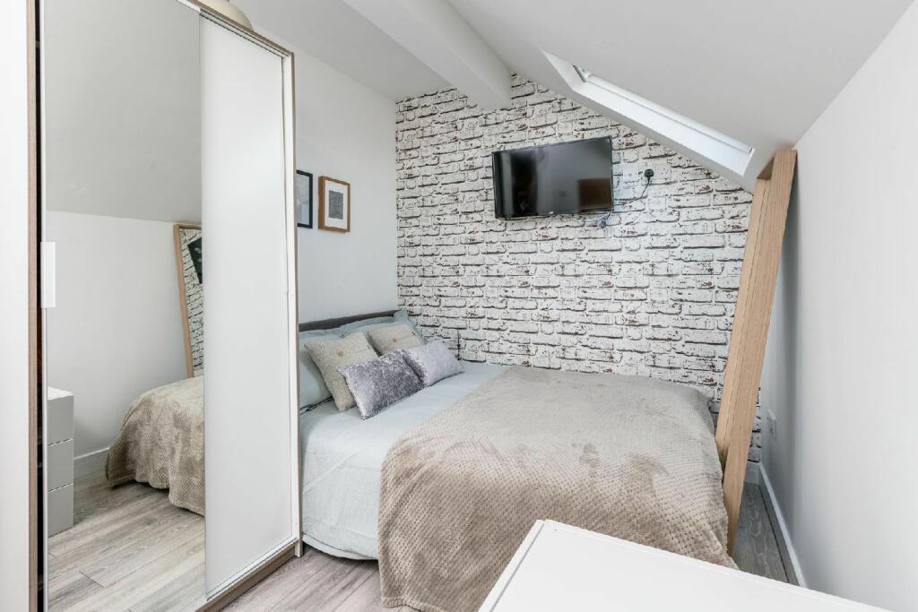 Additional image 9 of Elmgrove Road, Fishponds, Bristol, Bristol, BS16