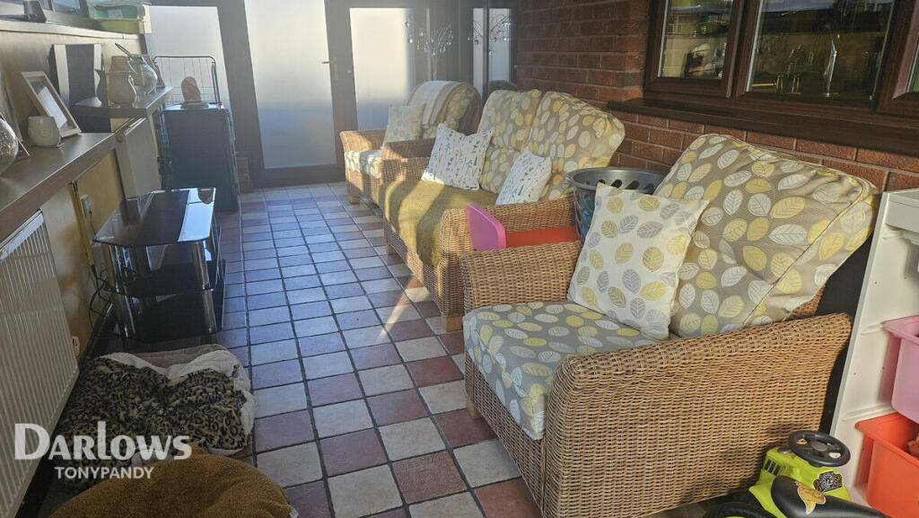 Additional image 18 of Ty Heb Enw Fenwick Street, Pontygwaith CF43