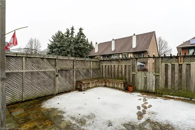 Additional image 33 of 11 Harbour Dr