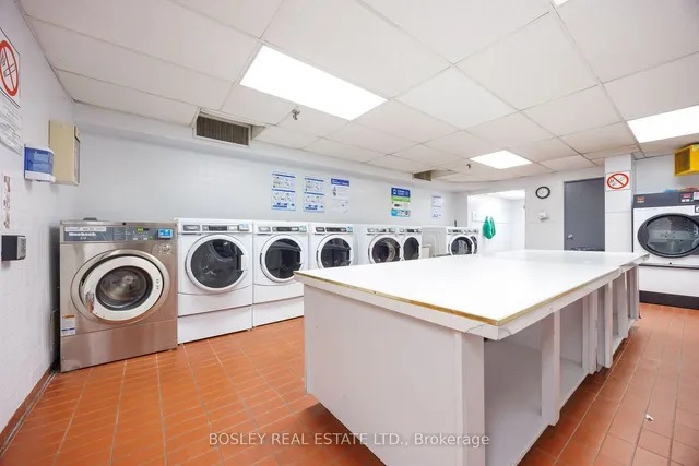 Additional image 34 of 3 Massey Sq Unit 2403