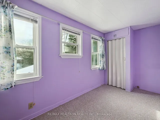 Additional image 25 of 75 Yorkview Dr