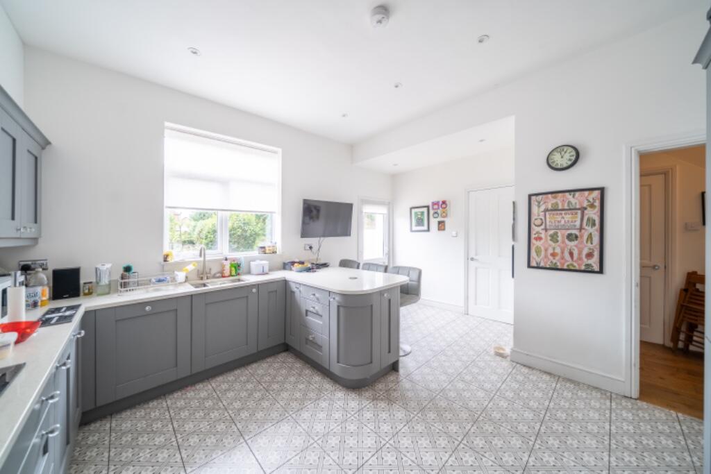 Additional image 4 of Alderley Road, CH47