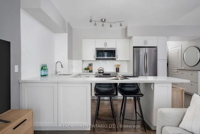 Additional image 14 of 2240 Lake Shore Blvd Unit 605