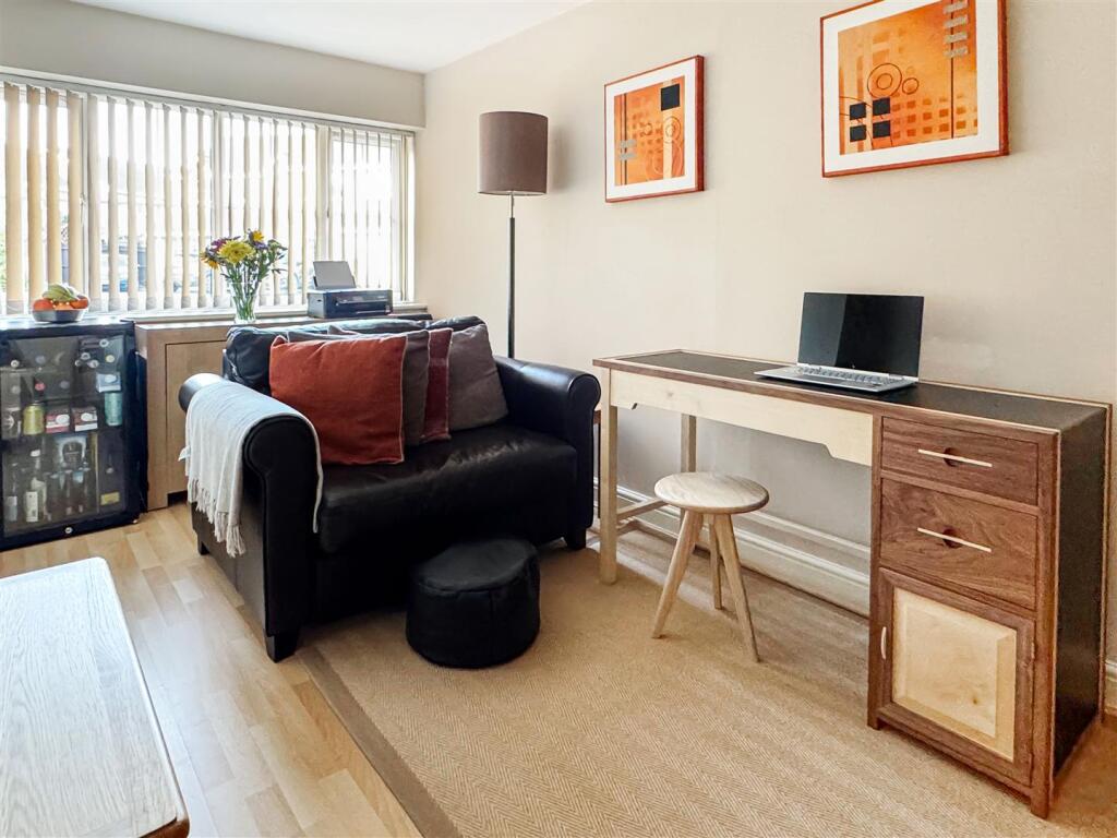 Additional image 15 of Linnet Close, Littlehampton