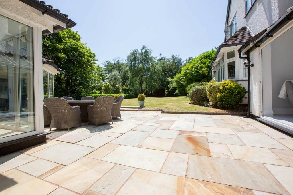 Additional image 59 of Kings Drive, CH48
