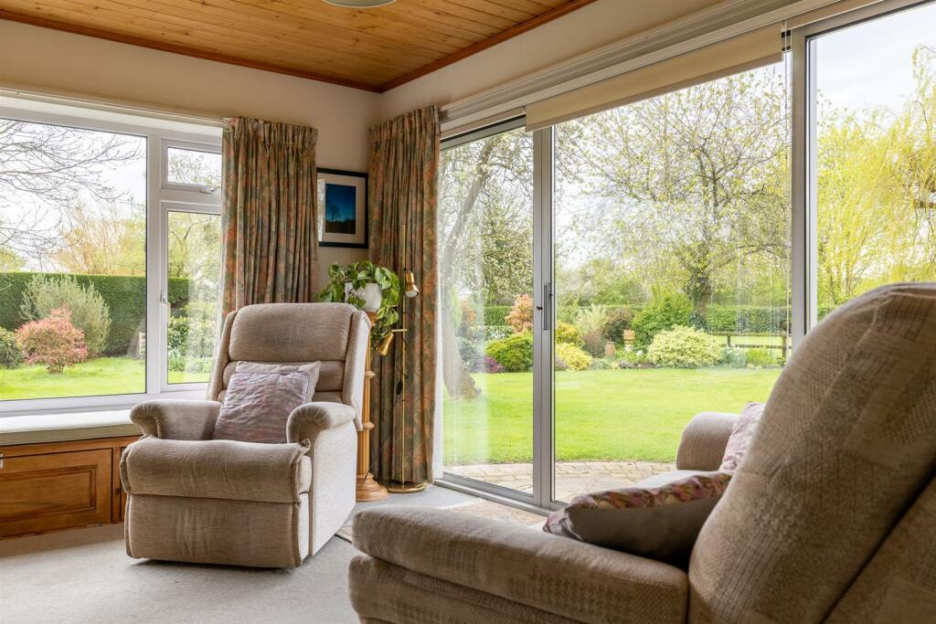 Additional image 13 of Hadlow Road, Willaston, Neston