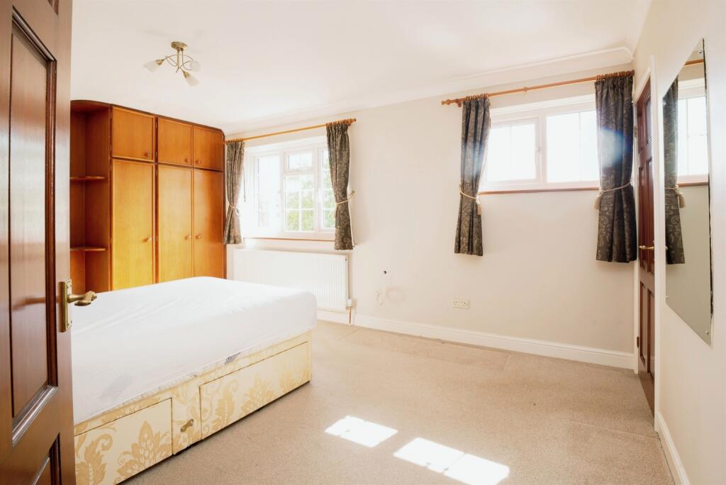 Additional image 25 of ., Llangan