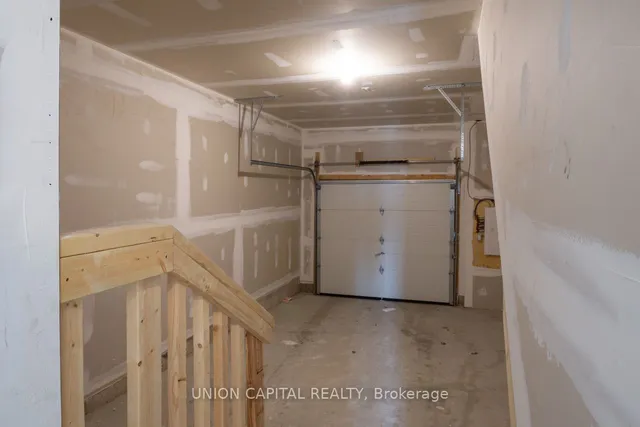 Additional image 22 of 23 CASE OOTES Dr