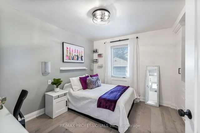 Additional image 15 of 27 Charleston Rd