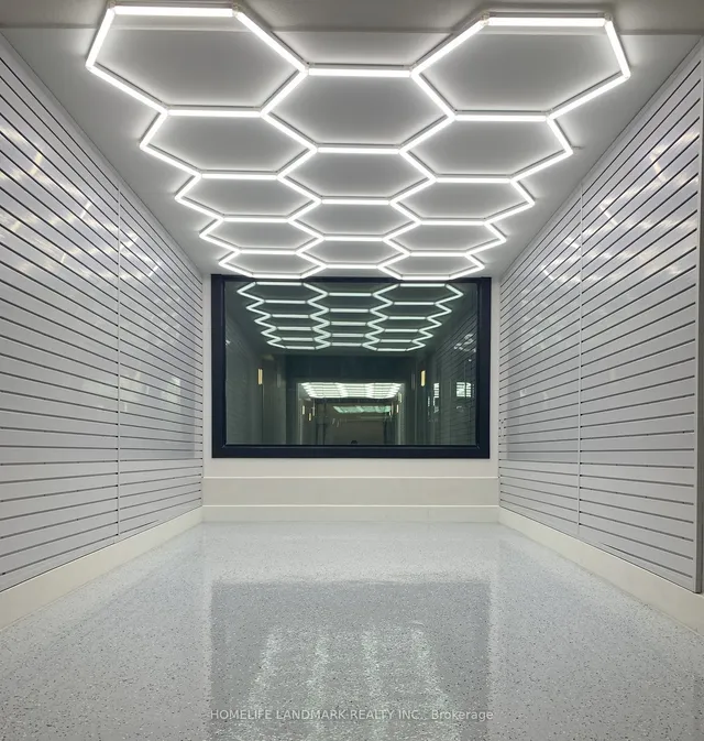 Additional image 37 of 42 Foursome Cres