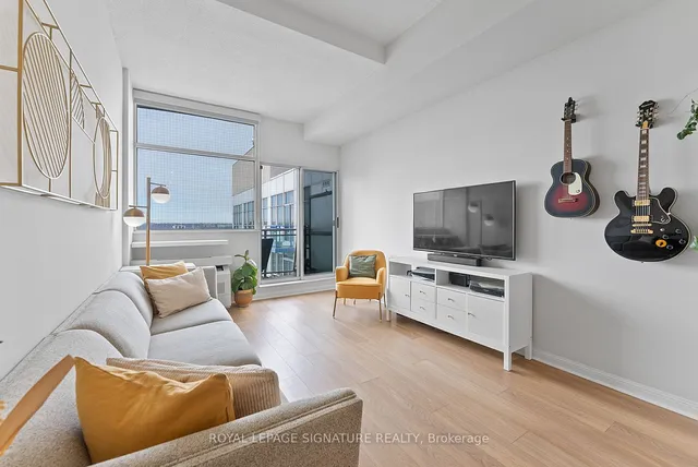 Additional image 2 of 1600 Keele St Unit 1121