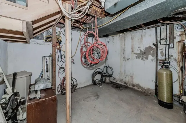 Additional image 31 of 77 Merner Ave