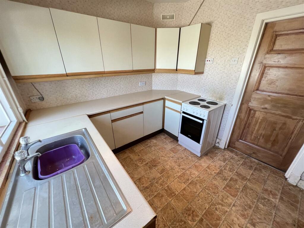 Additional image 7 of Barnston Road, Heswall, Wirral