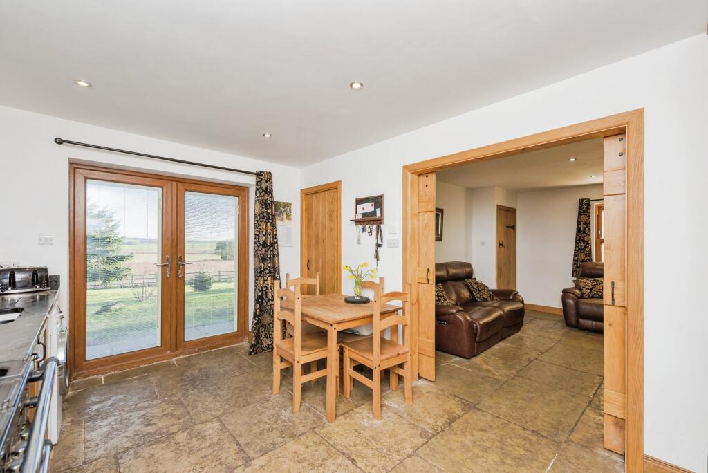 Additional image 11 of Hill Crest Farm Close, Warton, Tamworth, Warwickshire, B79