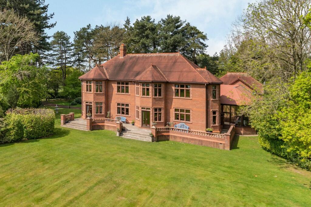 Primary image of Seahill Road, Saughall, CH1