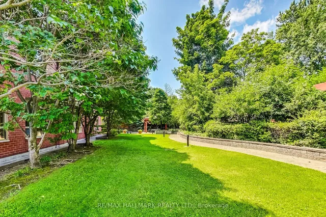 Additional image 35 of 800 Sheppard Ave Unit 405