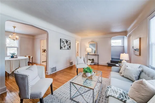 Additional image 11 of 56 Garden Ave