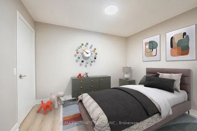 Additional image 21 of 330 Village Green Sq Unit TH06